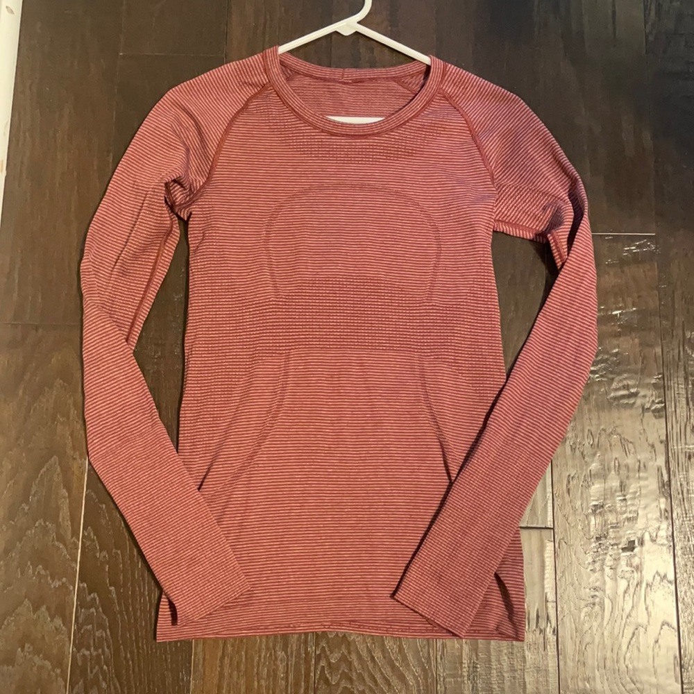 Lululemon swiftly tech long sleeve